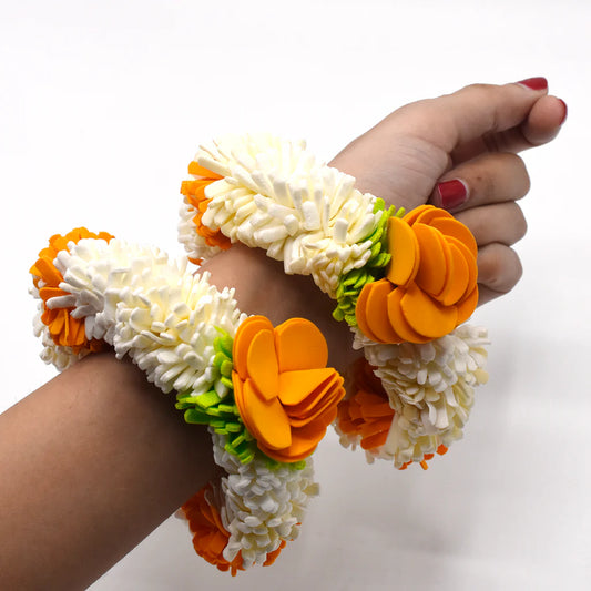 Hand Made Gajra Pair Bangles For Mehndi Event