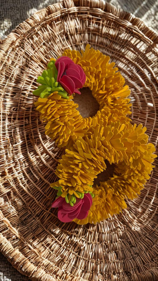 Hand‑Made Yellow Flower Gajra Bangles – Mehndi & Mayun Accessories