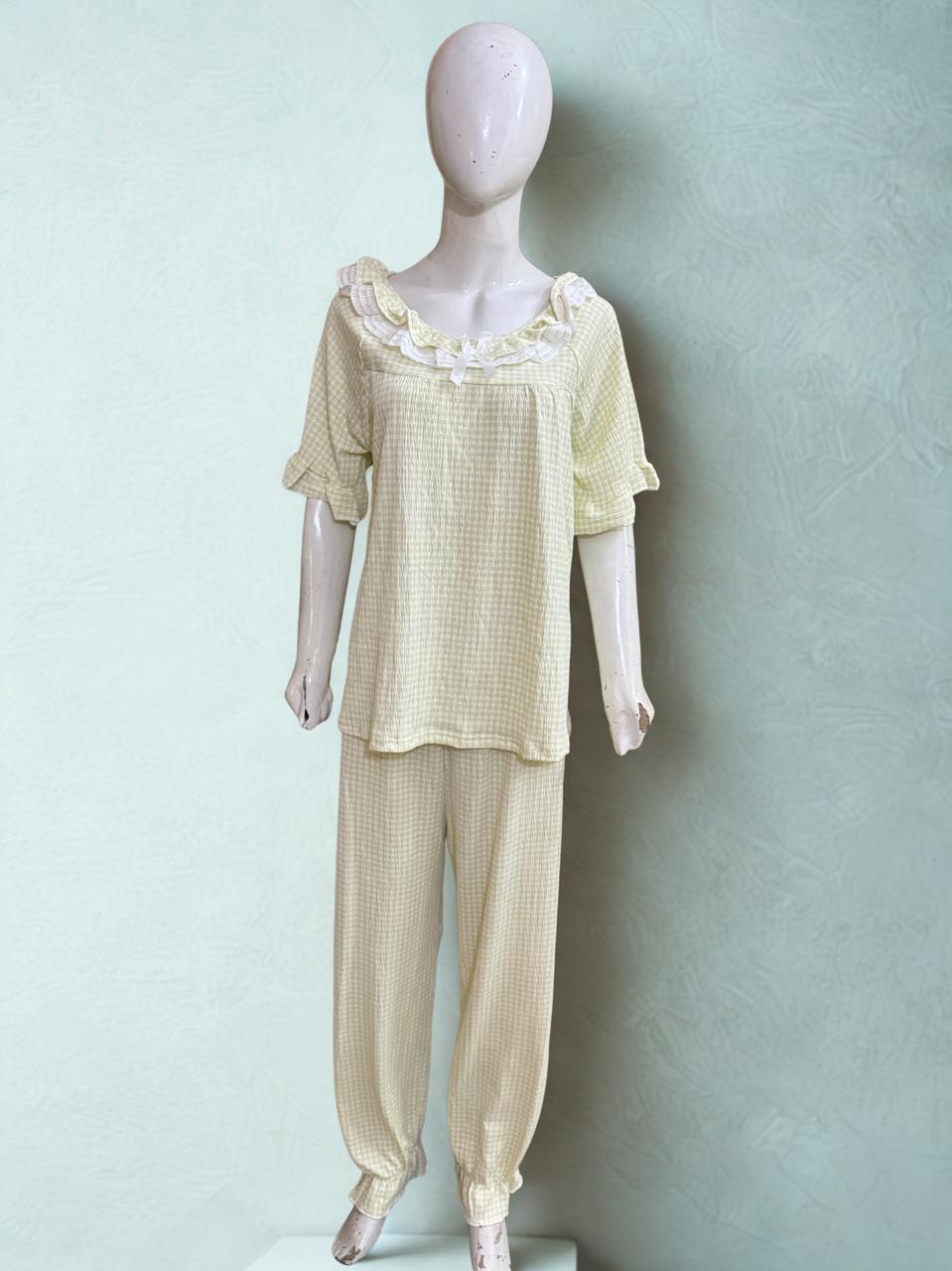 Soft Floral PJ Set – Wrinkle-Free | XL & XXL