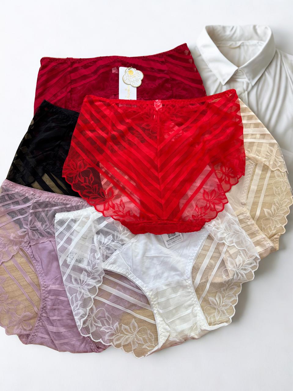 Pack of 3 Lace Panties for Women – Soft Breathable Mid Waist Underwear (Free Size M–L)