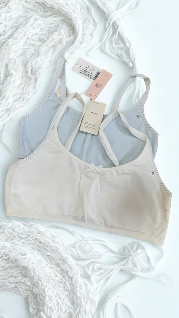 Pack of 2 Girls Lightly Padded Training Bras – Soft Cotton Wireless Beginner Bras for Teens