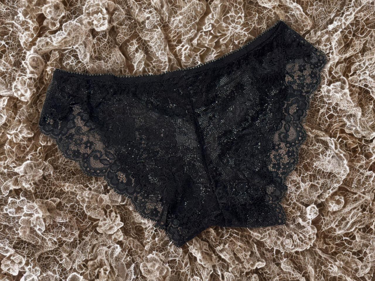 Women’s Lace Panties – Soft Stretchable Briefs – Multiple Colors (Small to Medium)