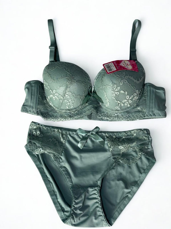 Women’s Lace Bra & Panty Set – Push Up Wired, Single Padded (Sizes 34–38, Cup B, Random Colors)