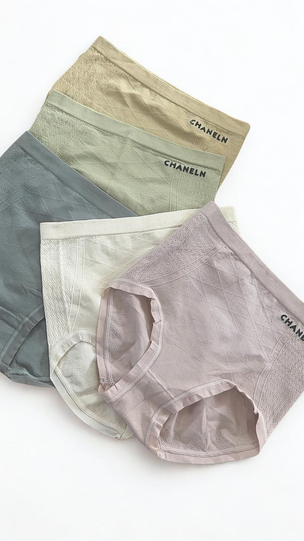 Pack of 2 Women’s Premium Cotton Mid Waist Panties – Soft Stretch Breathable Underwear – Free Size (Best Fit S, M, L)