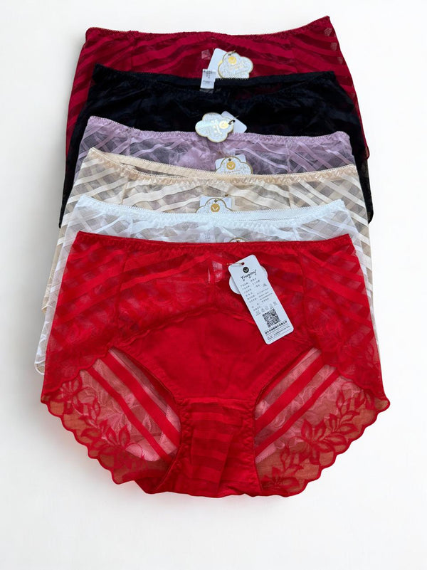 Pack of 3 Lace Panties for Women – Soft Breathable Mid Waist Underwear (Free Size M–L)