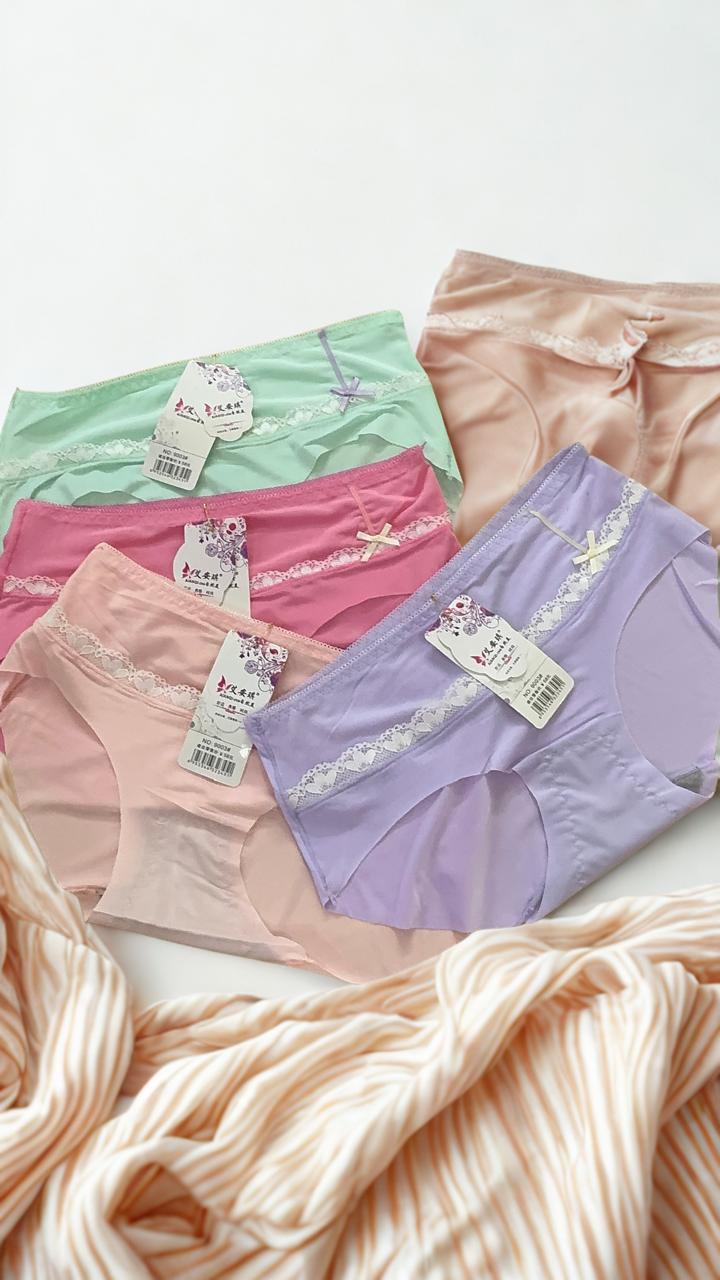 Pack of 3 Teen Girls Panties Set Pakistan | Soft Stretch Free Size Panties